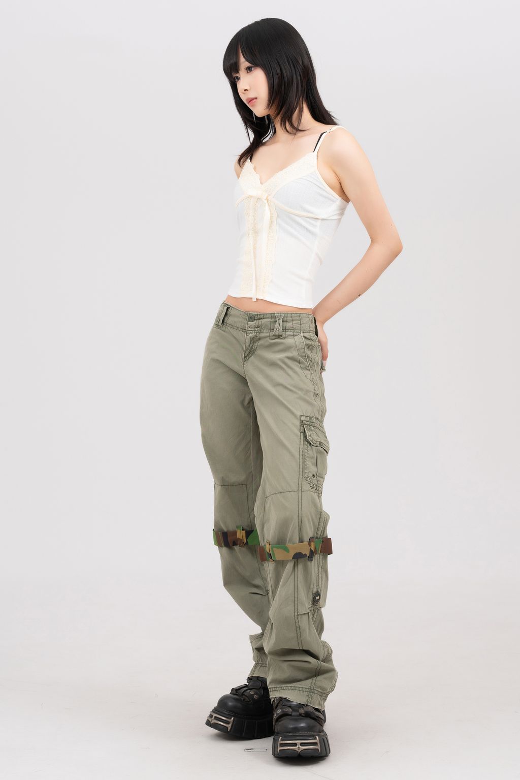 YCW09812