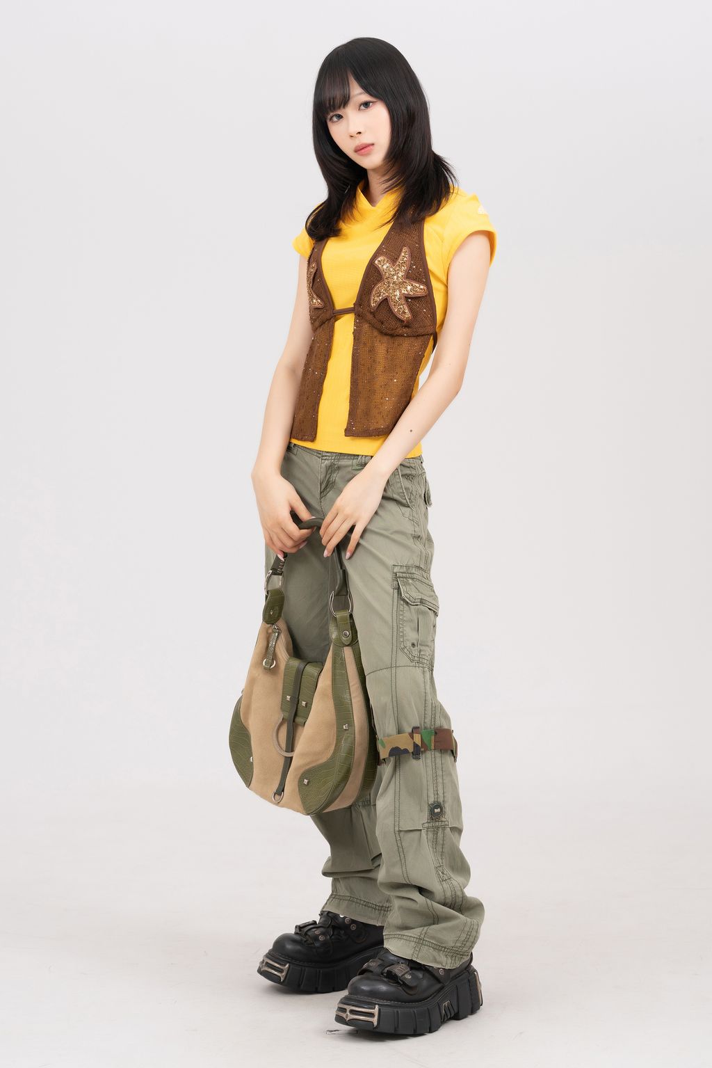 YCW09835