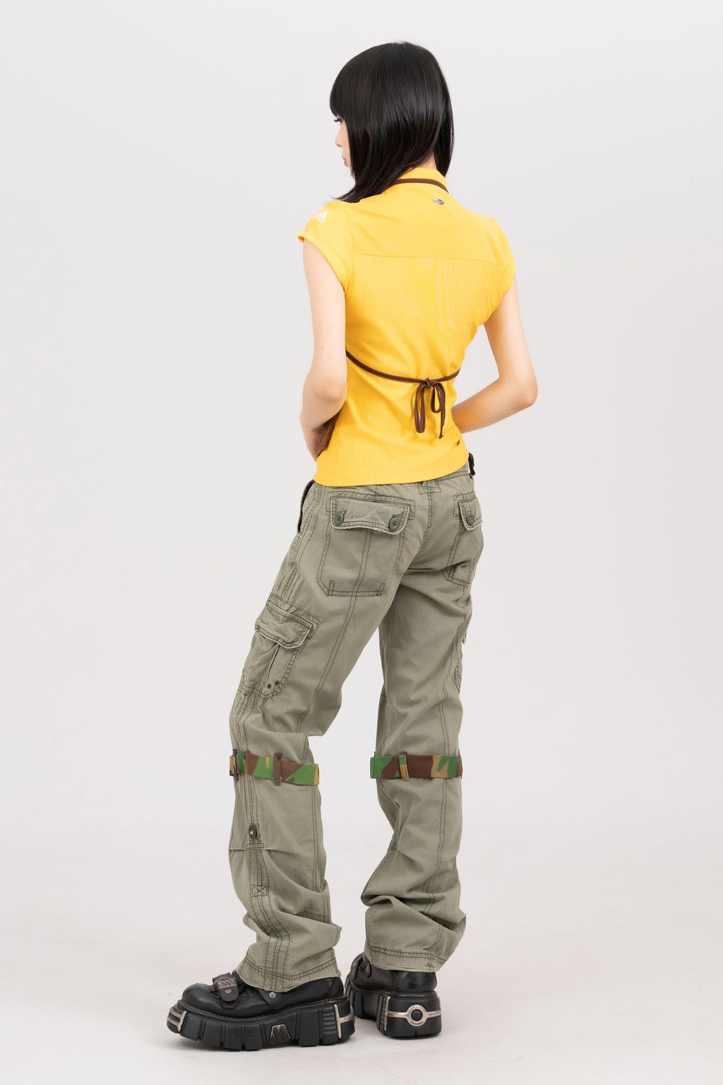 YCW09860