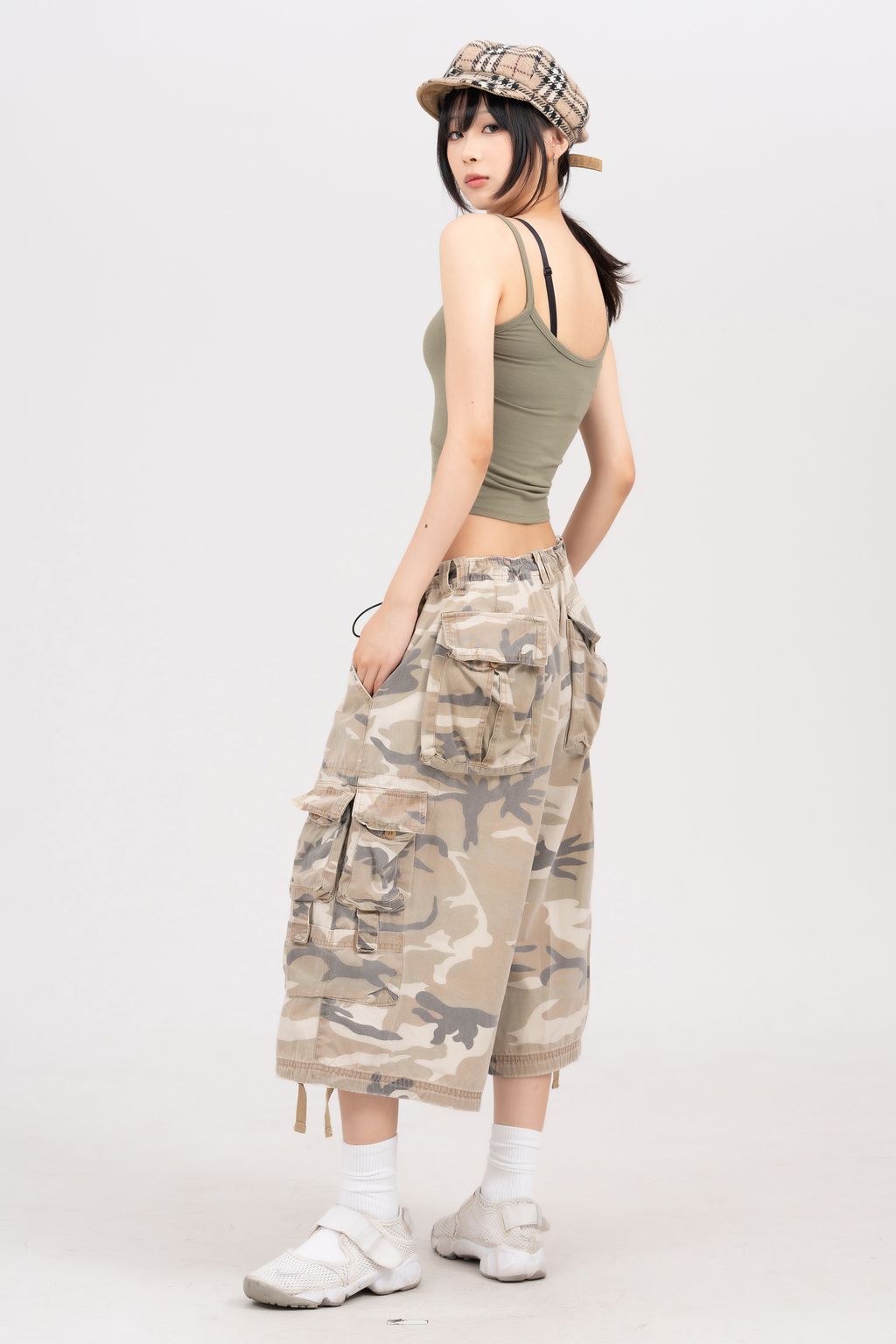 YCW09954