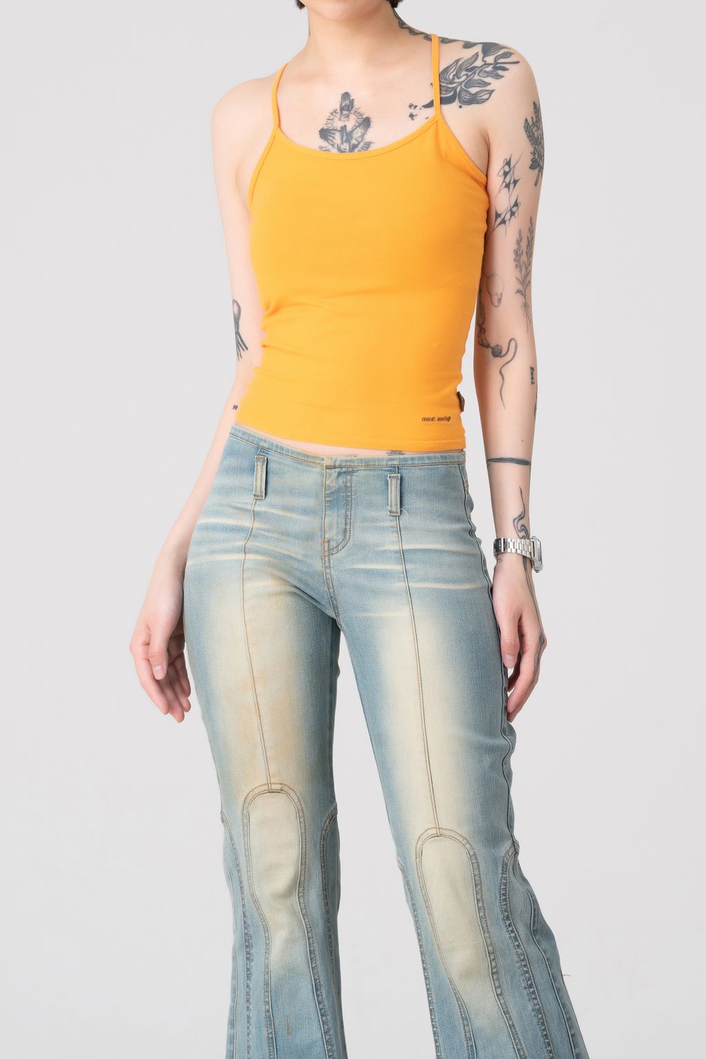 YCW00295