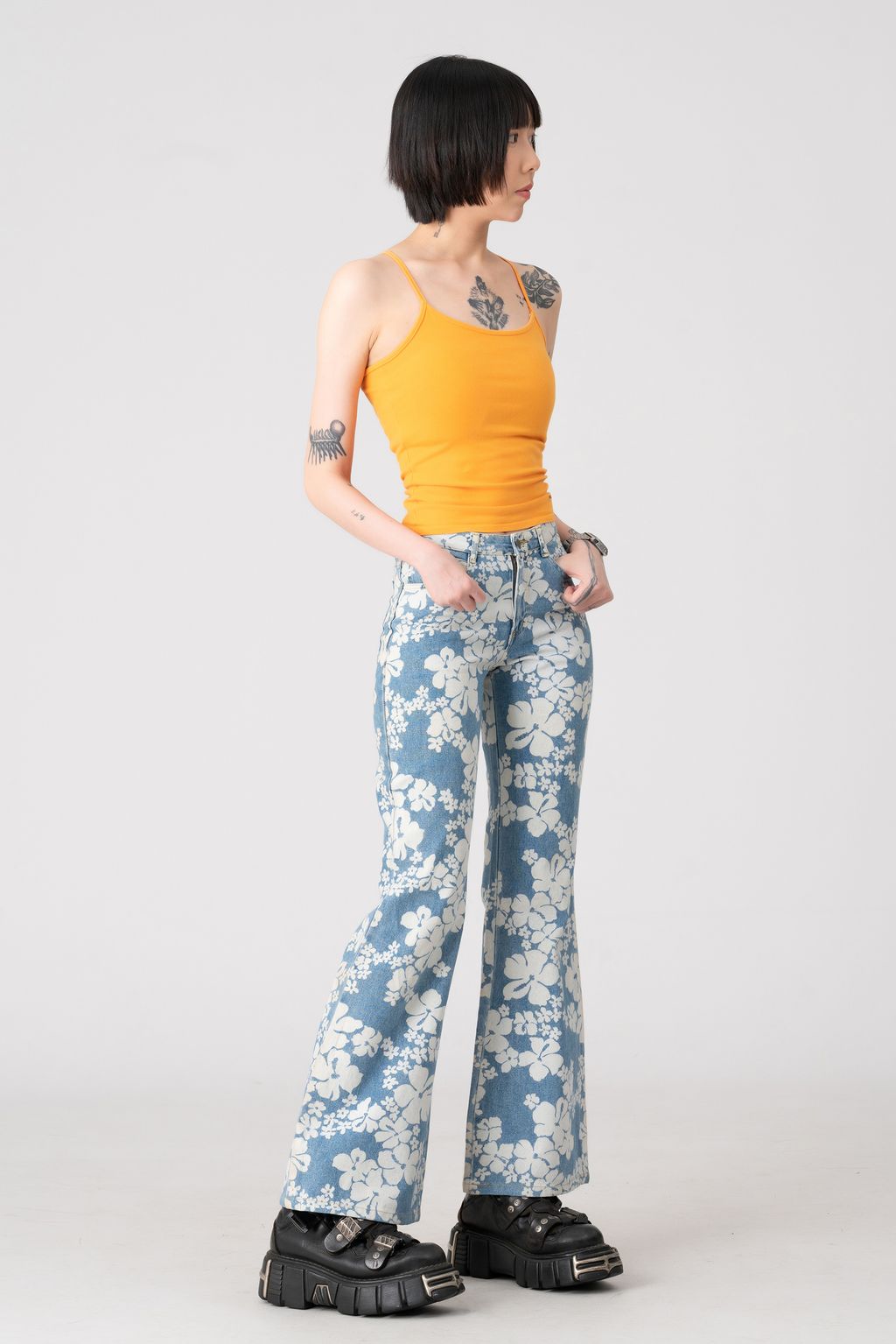 YCW00351