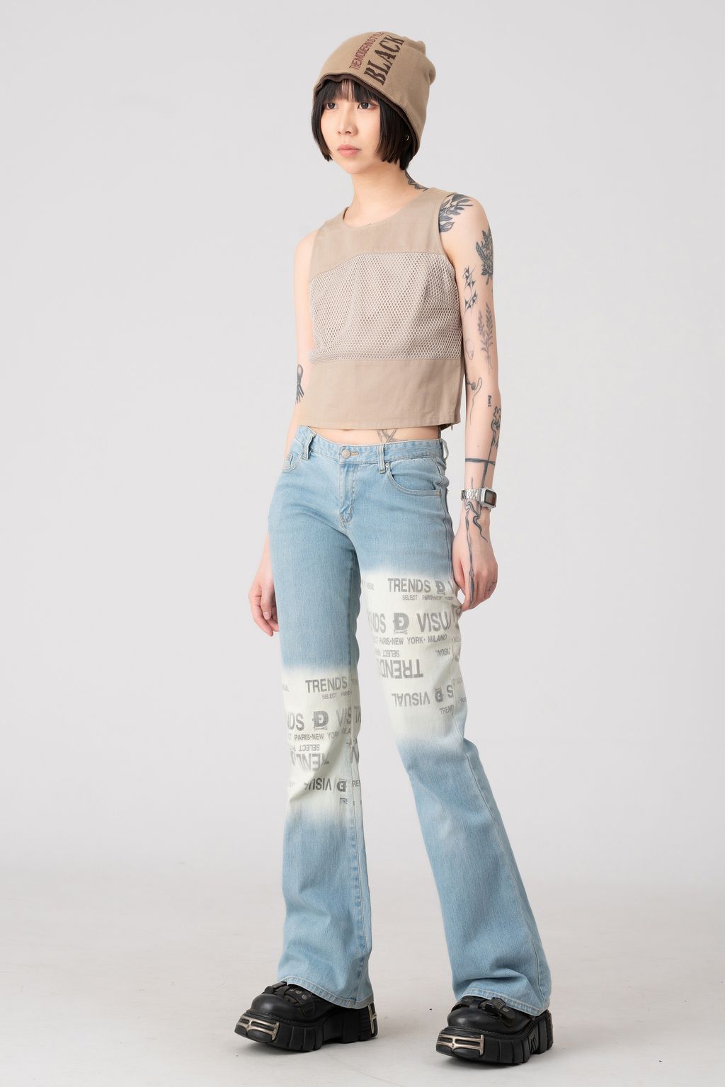 YCW00496