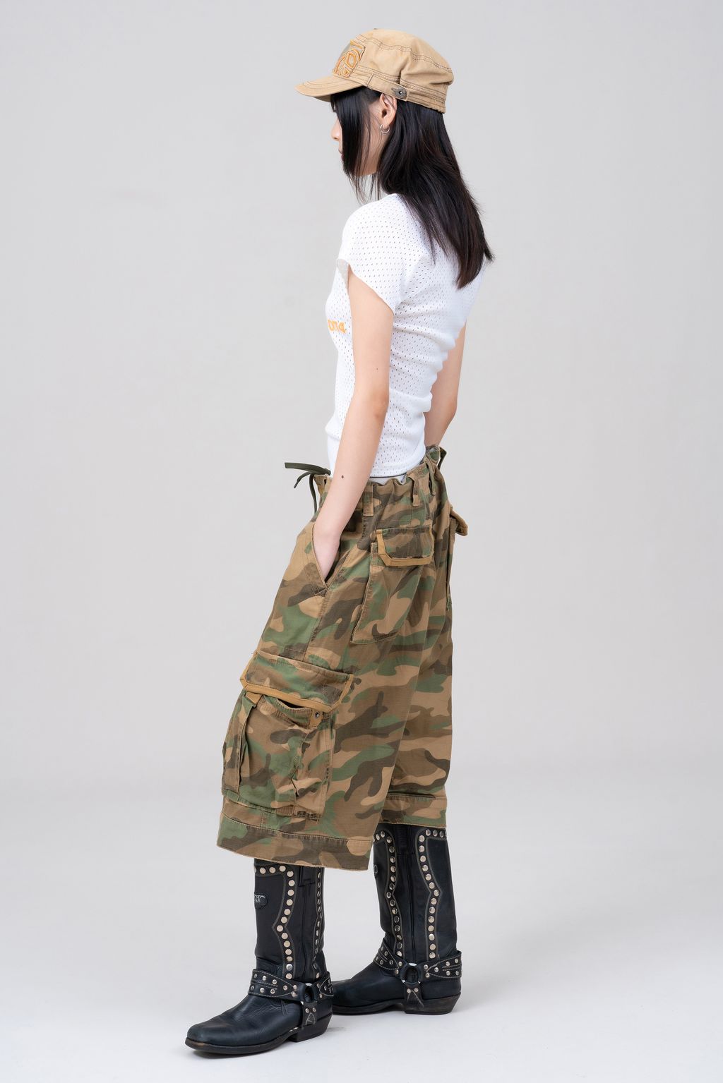 YCW01060