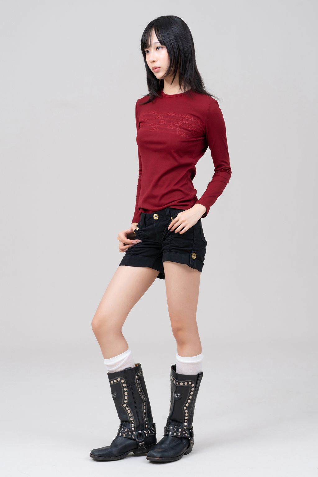 YCW00933