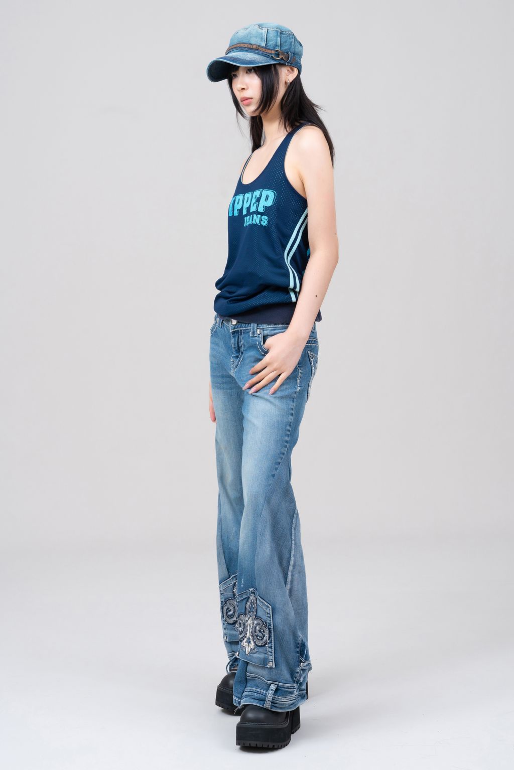 YCW01184