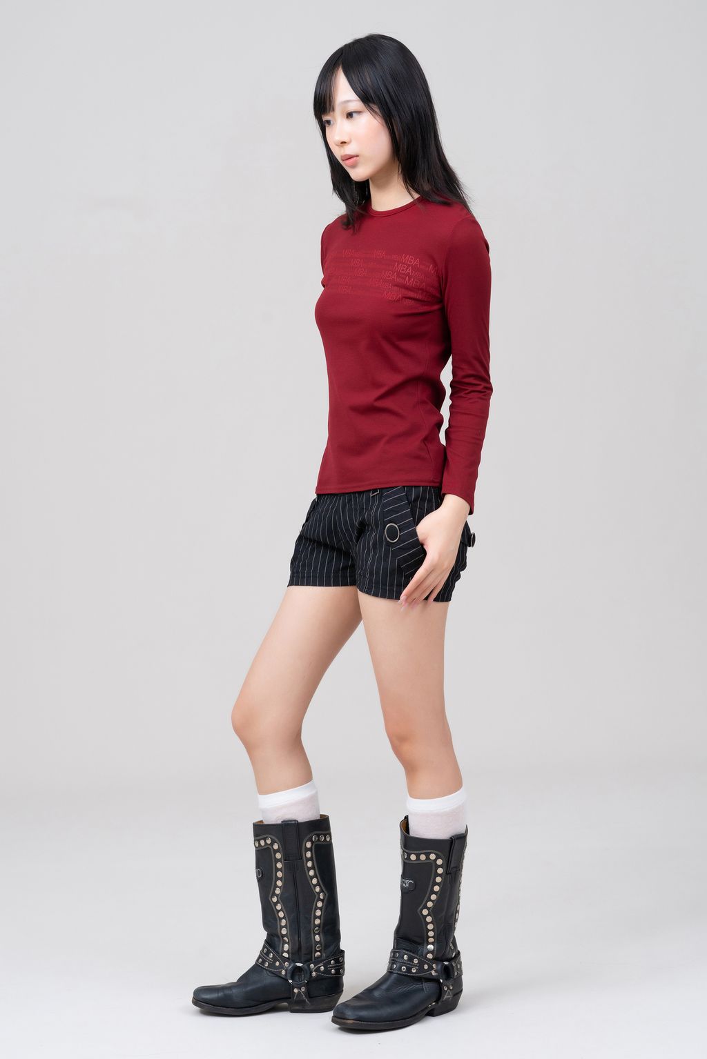 YCW00882