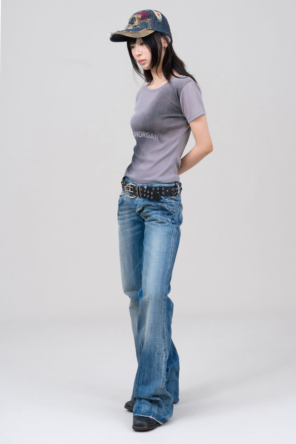 YCW00983