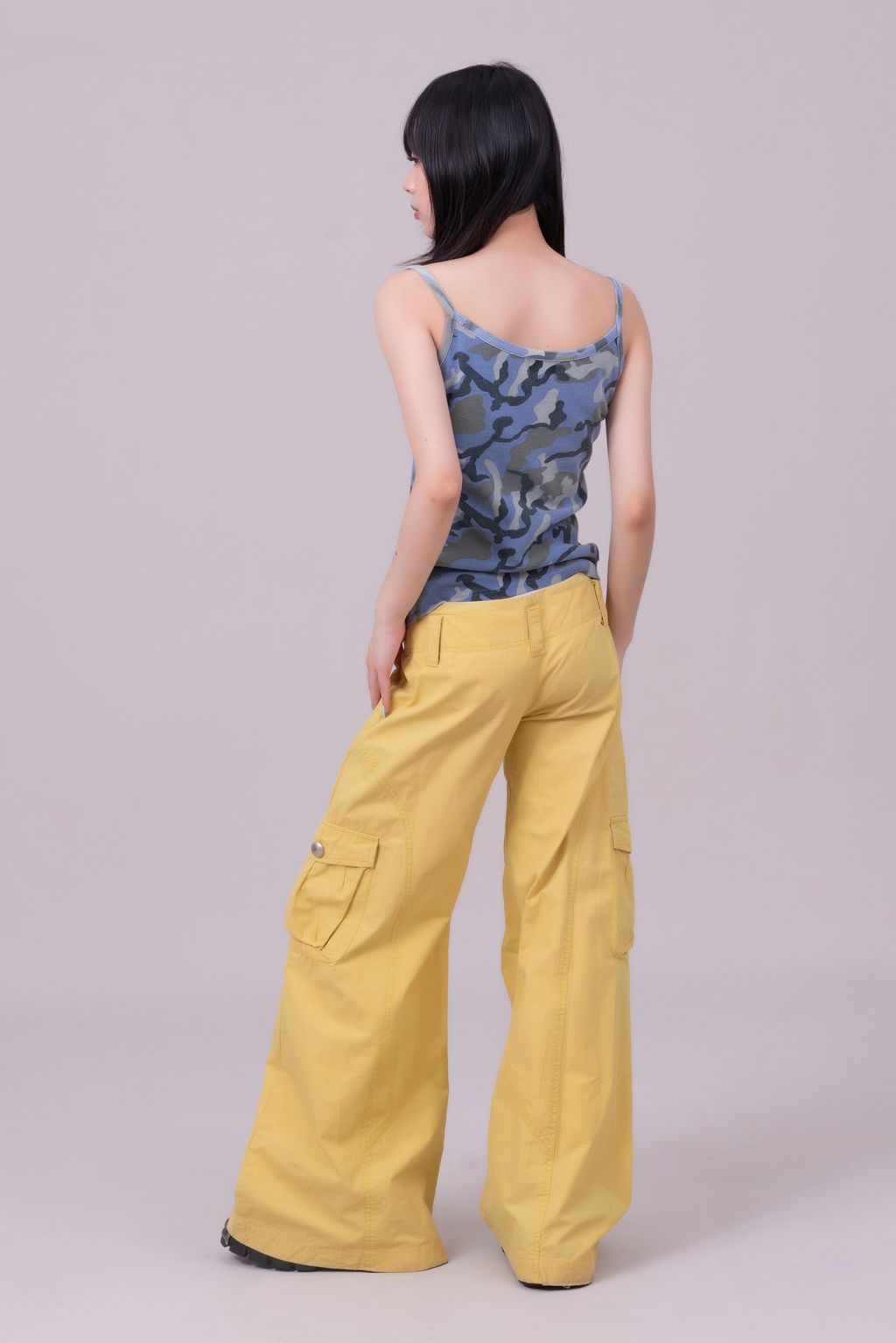 YCW01403