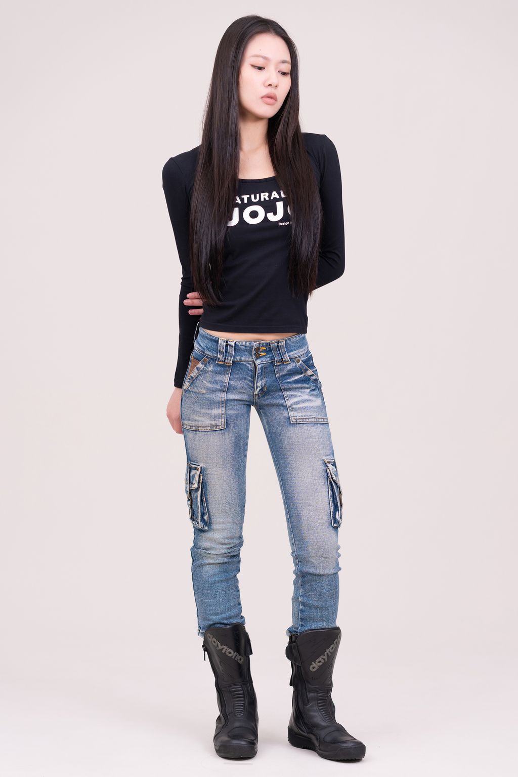 YCW03875