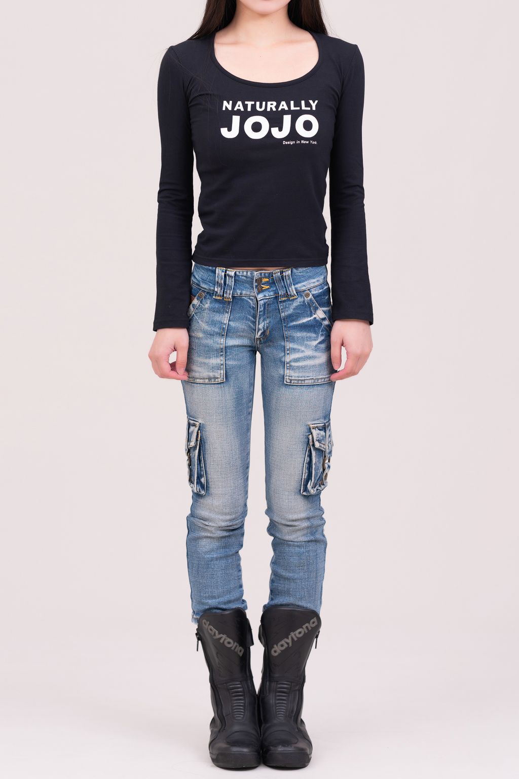 YCW03877