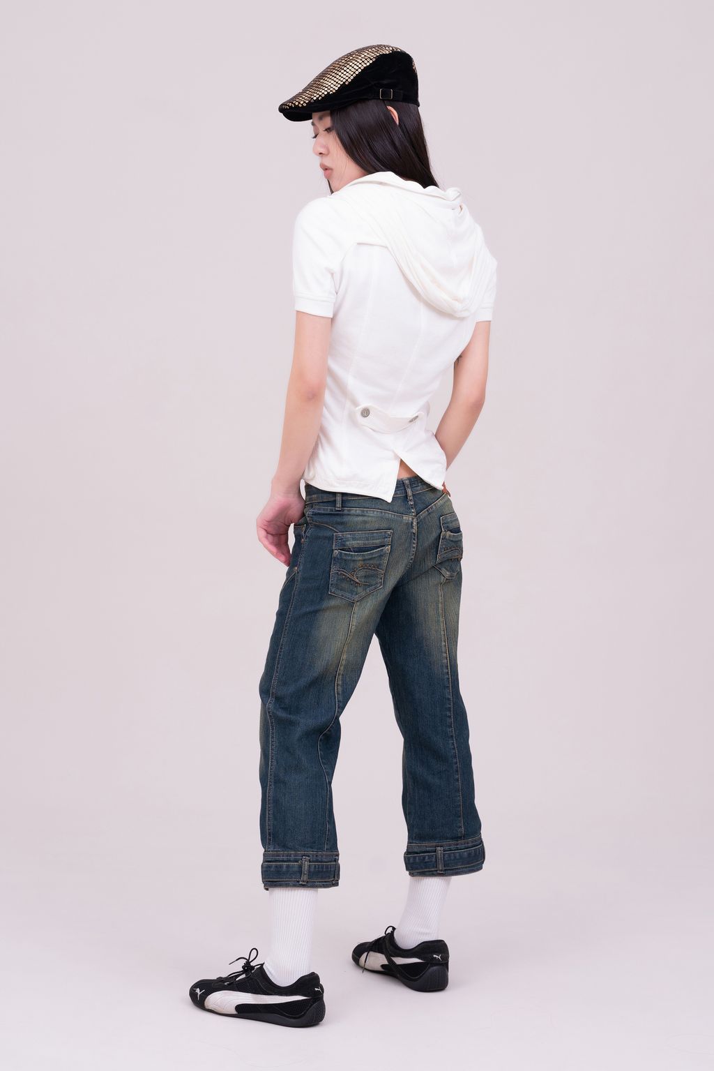 YCW04022