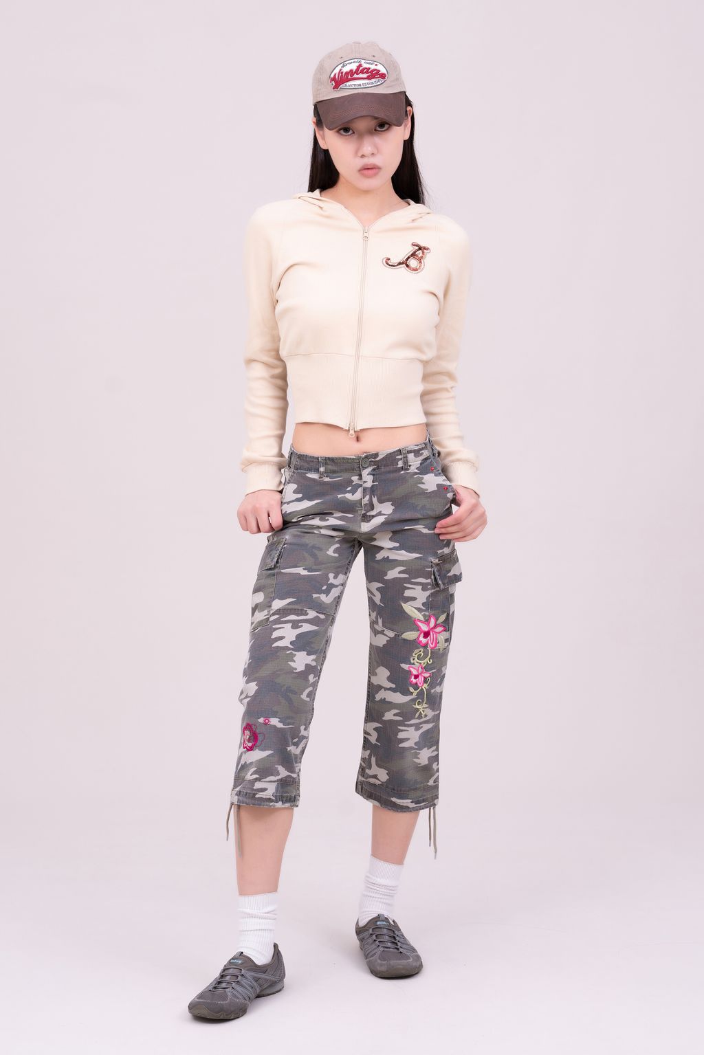 YCW04086