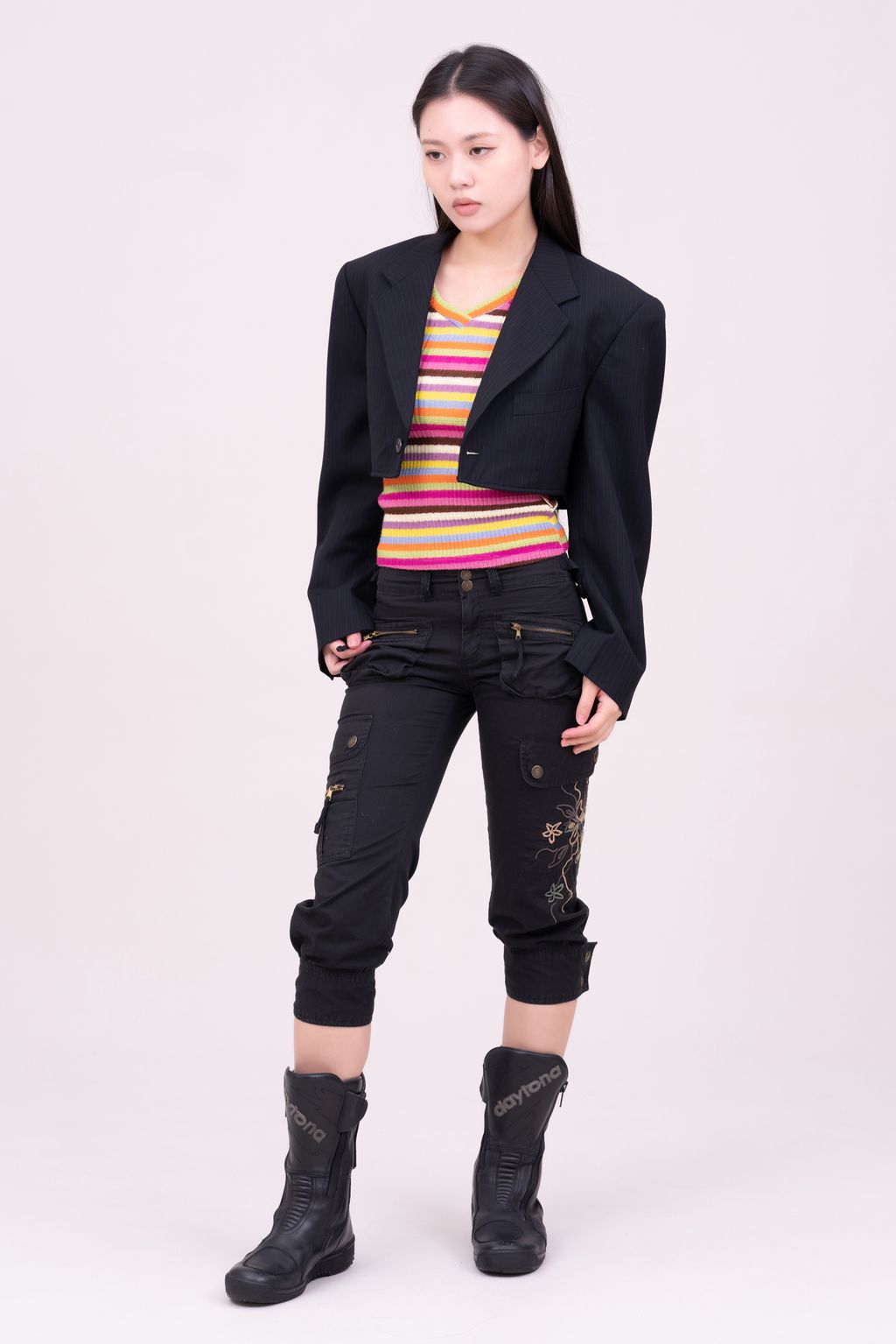YCW04130