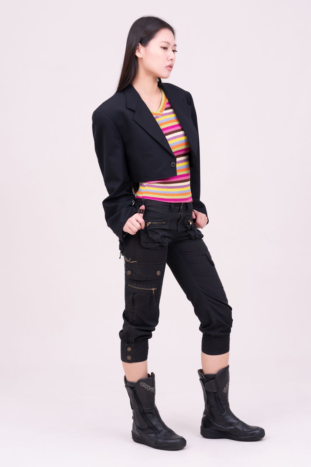 YCW04137
