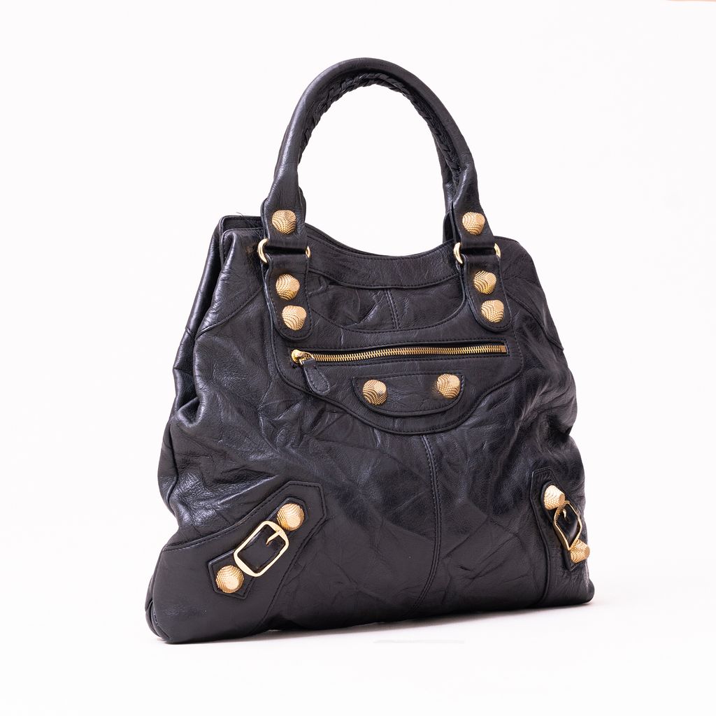YCW04213