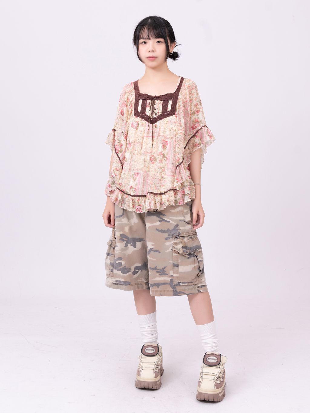 YCW01803