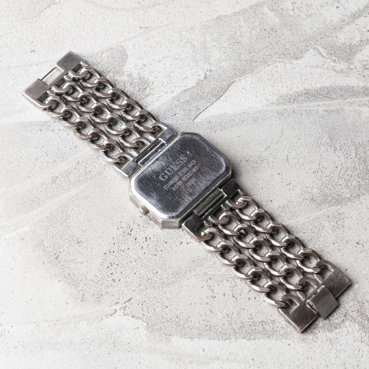 YCW01947