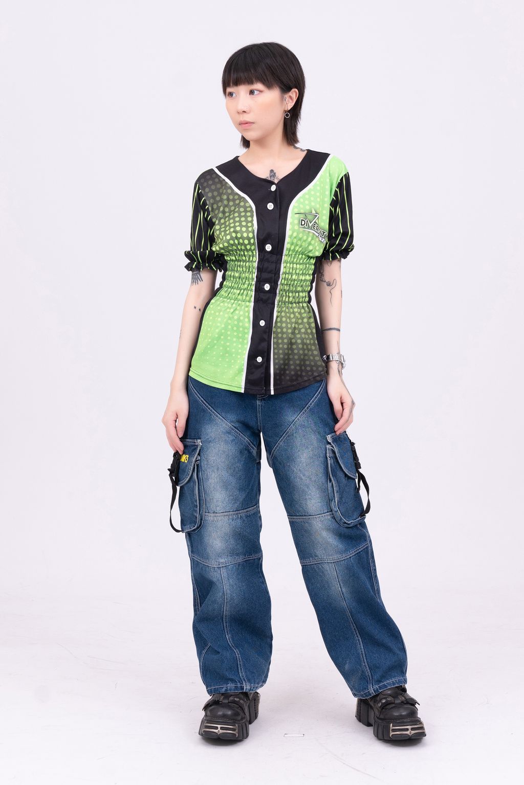 YCW03906