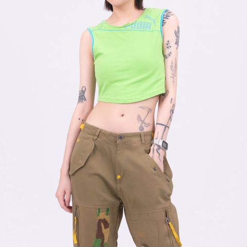 YCW03933