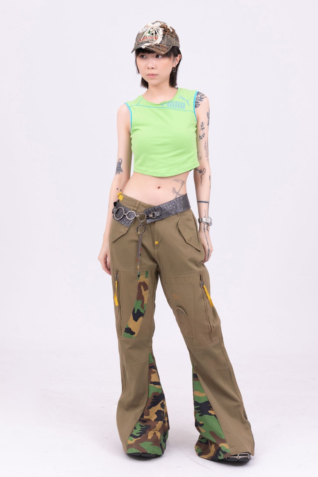 YCW03925