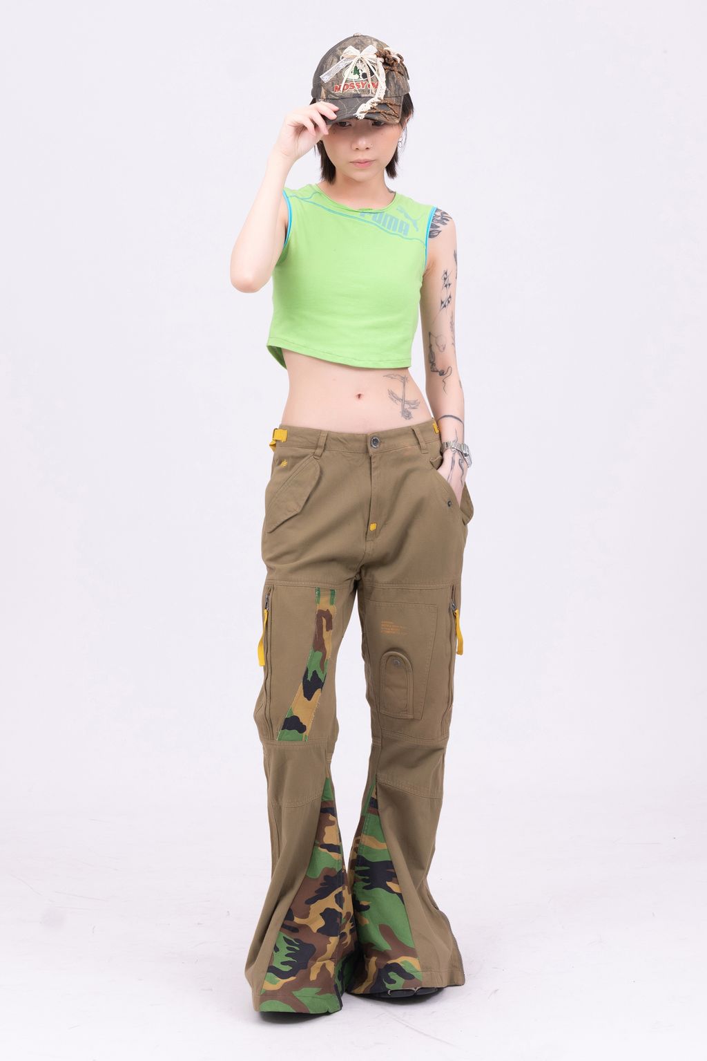 YCW03935