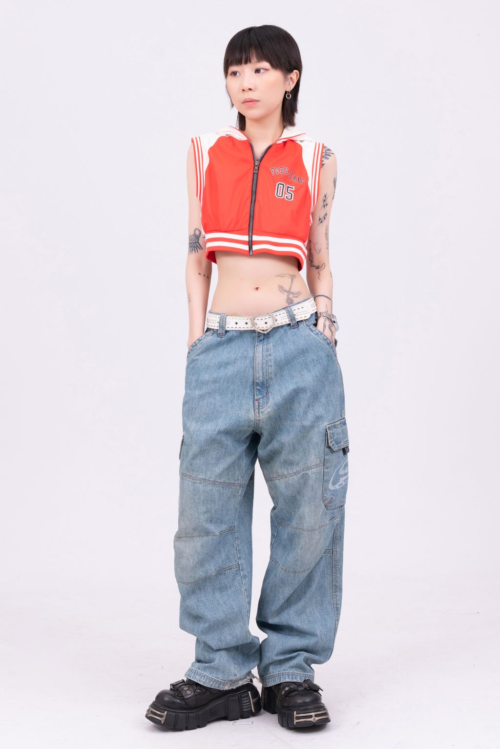 YCW04037