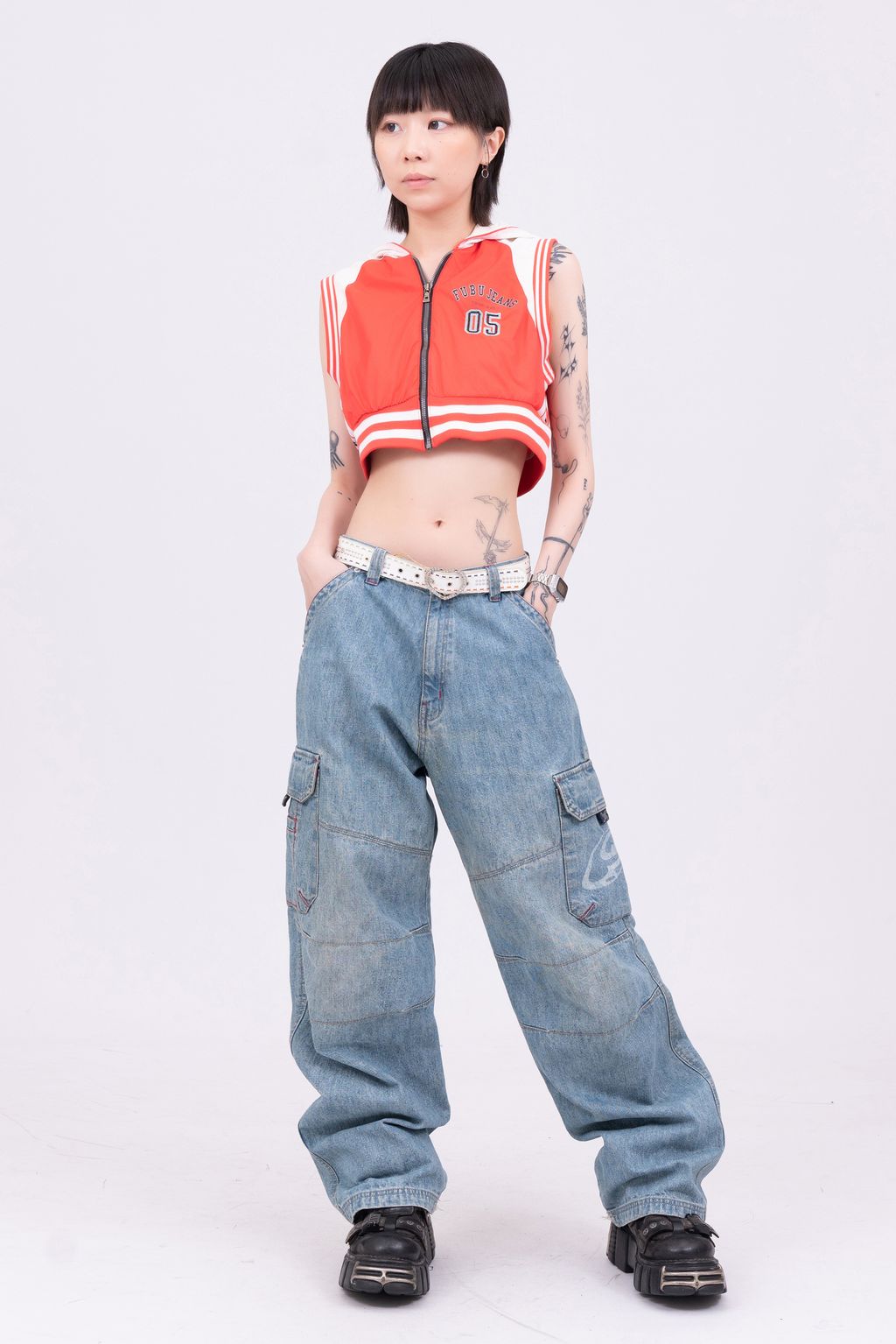 YCW04045