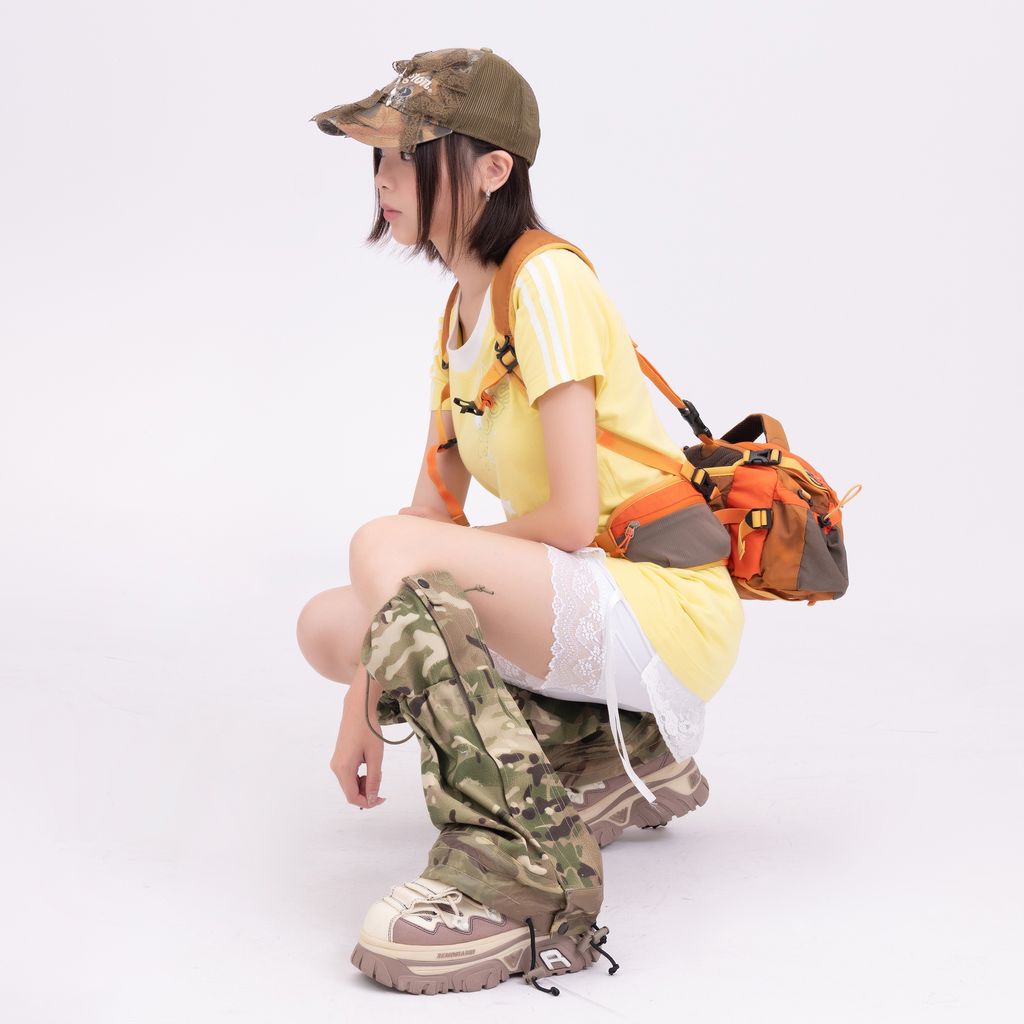 YCW04258