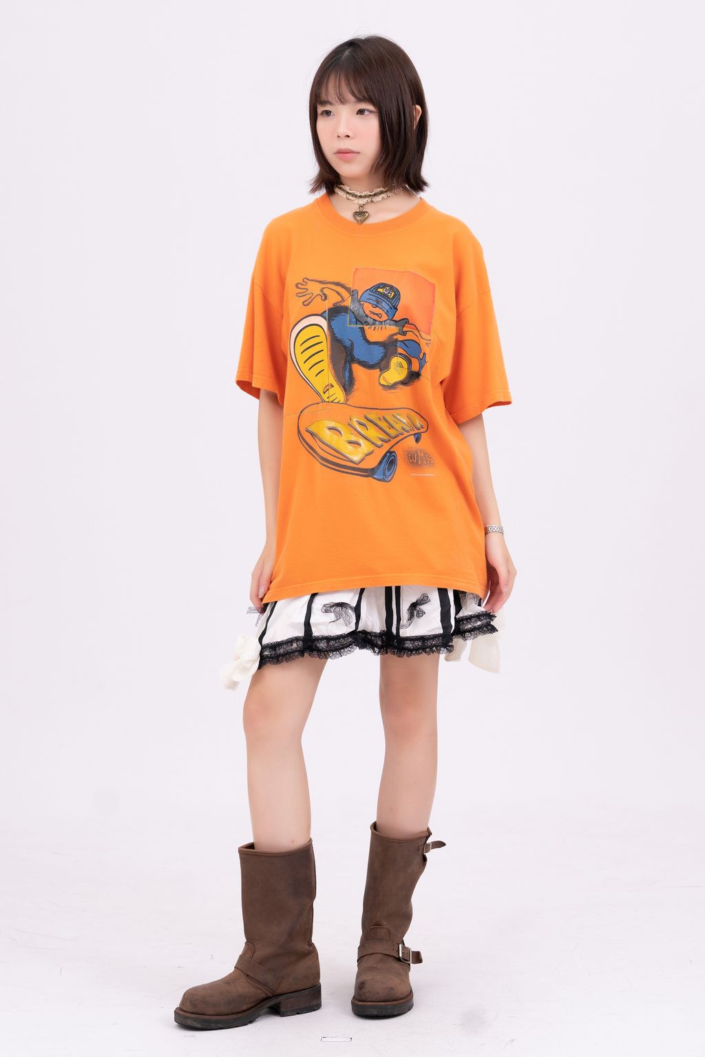 YCW04645