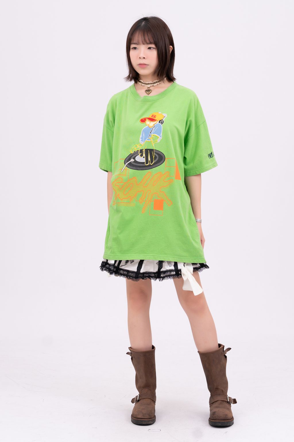 YCW04668
