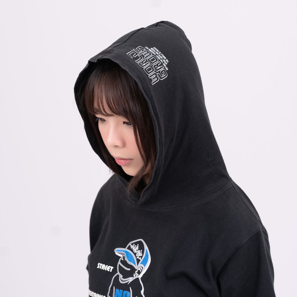 YCW04776