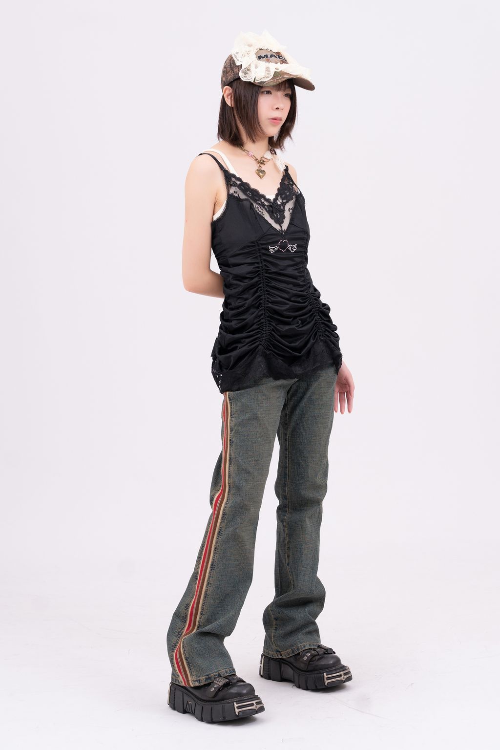 YCW04868