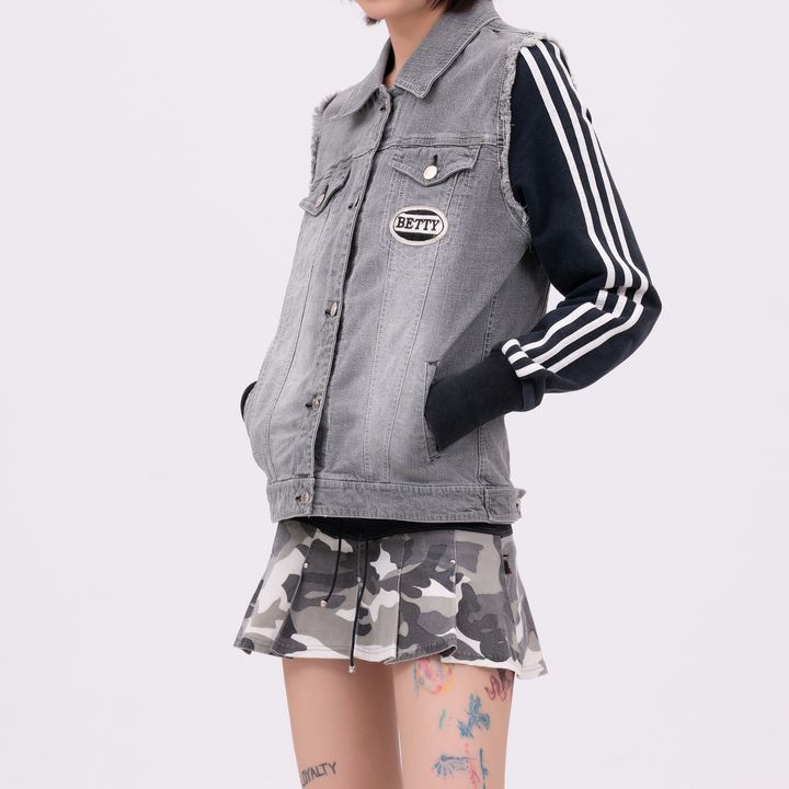 YCW06142