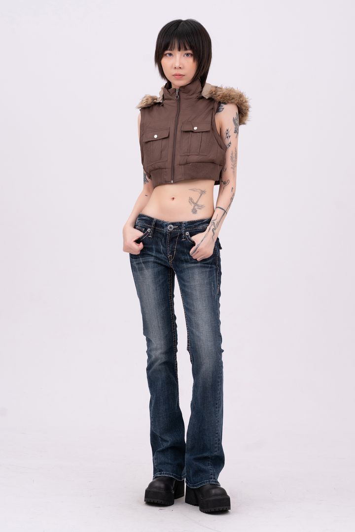 YCW06357