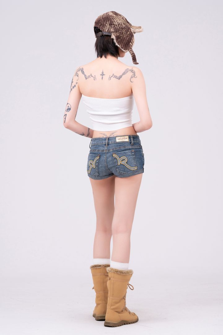 YCW07597
