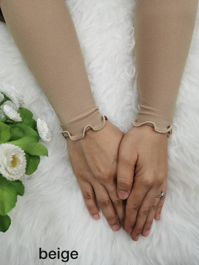 Muslimah beige.jpeg