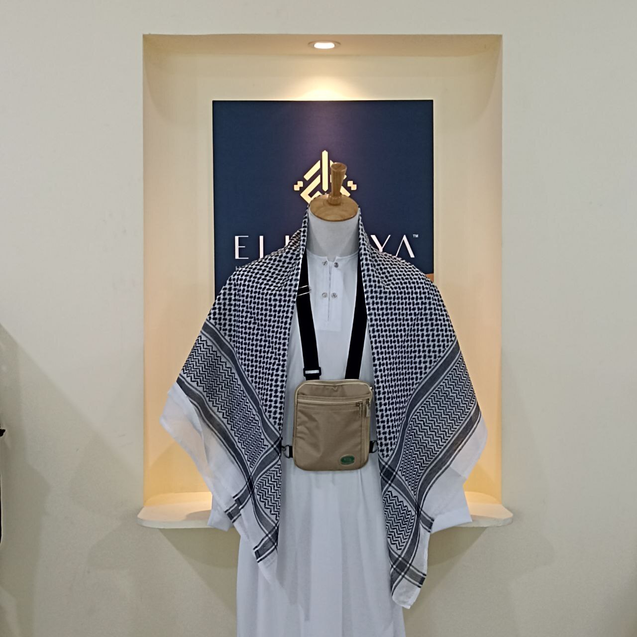 photo_6170015155916749134_y