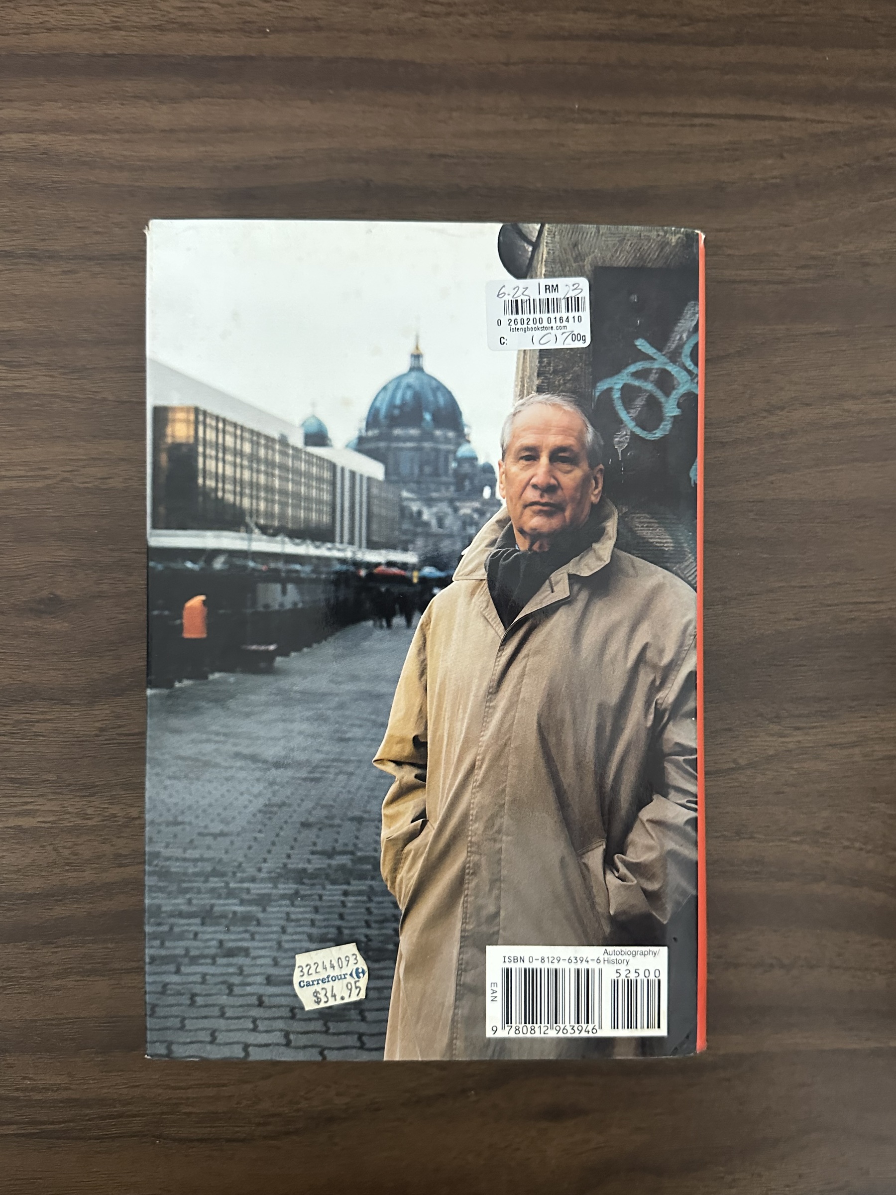 Used Book] Man Without a Face: The Autobiography of Communism's