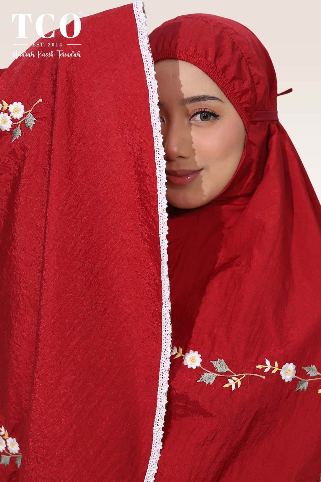 06_Telekung TCO Travel Daizie Maroon Red