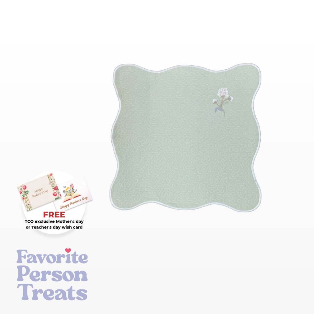 06_TCO Camellia Mini Sajaddah Pale Olive