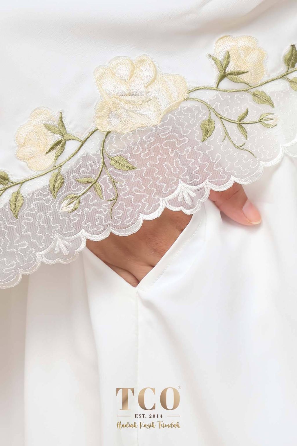 06_Telekung TCO Nuur Rose Off White Cream