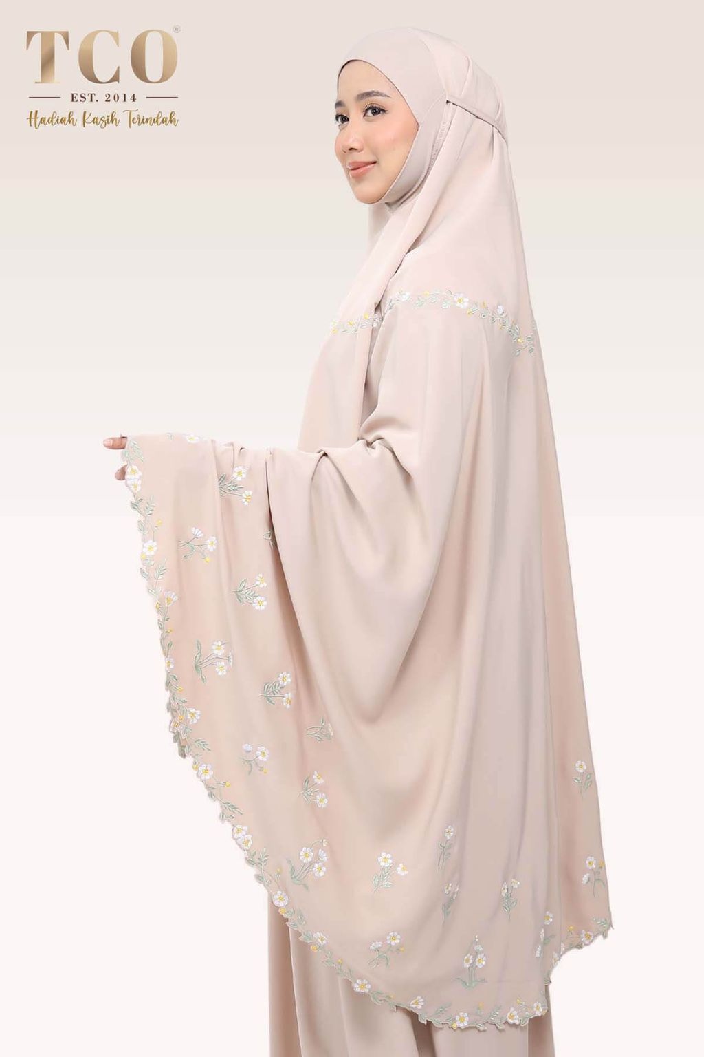 03_Telekung TCO Daisy Luxe Almondy Latte