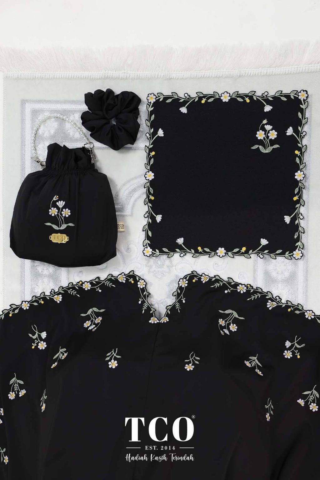 07_Telekung TCO Daisy Luxe Jet Black