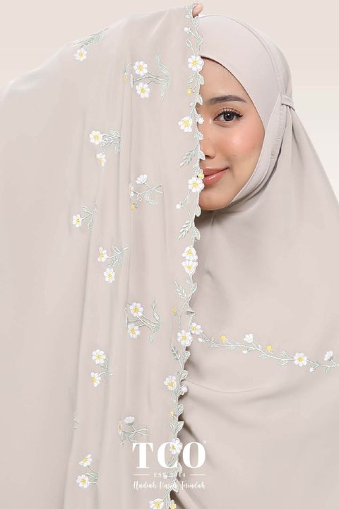 05_Telekung TCO Daisy Luxe Hazel Wood