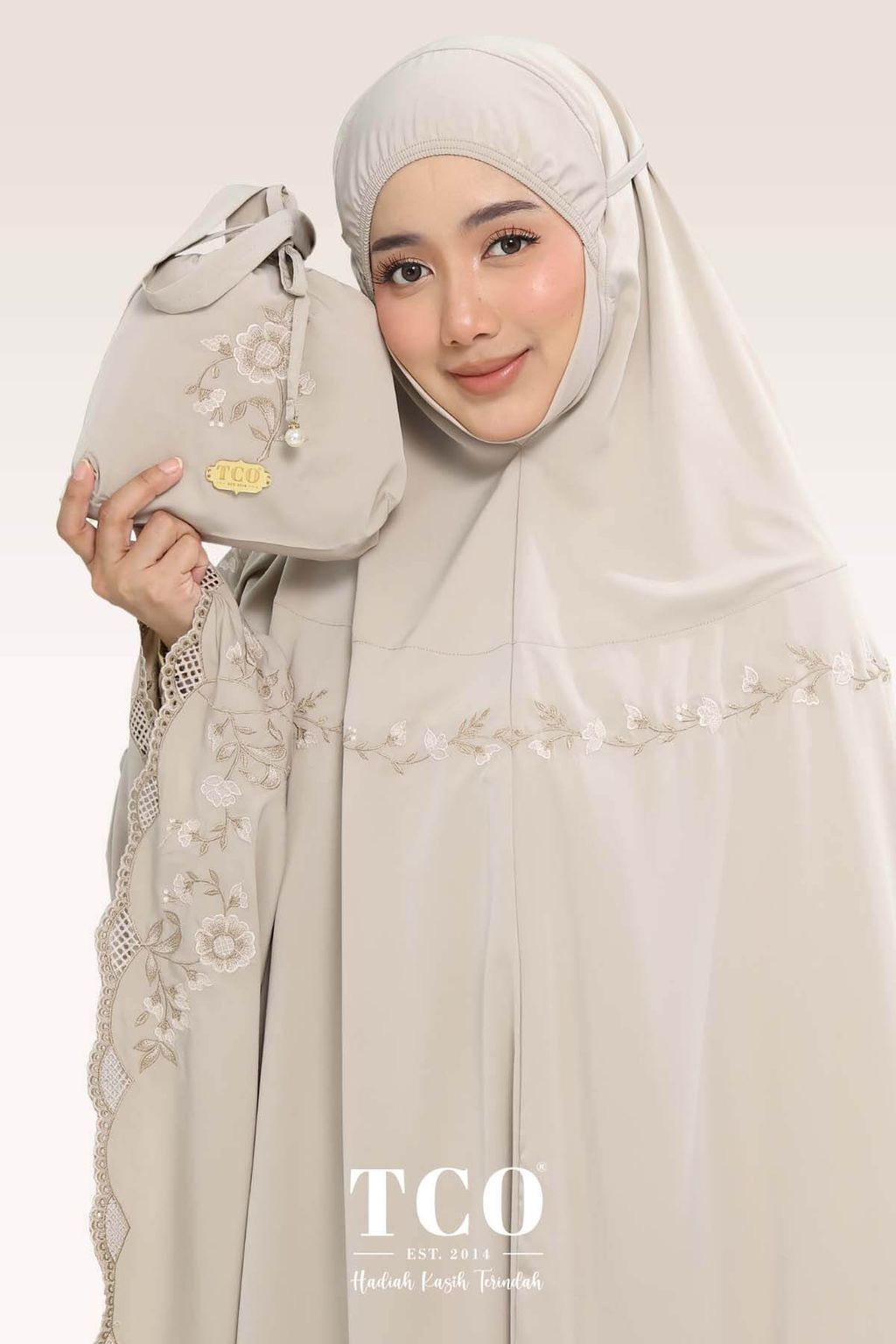 05_Telekung TCO Windy Luxe Hazel Wood