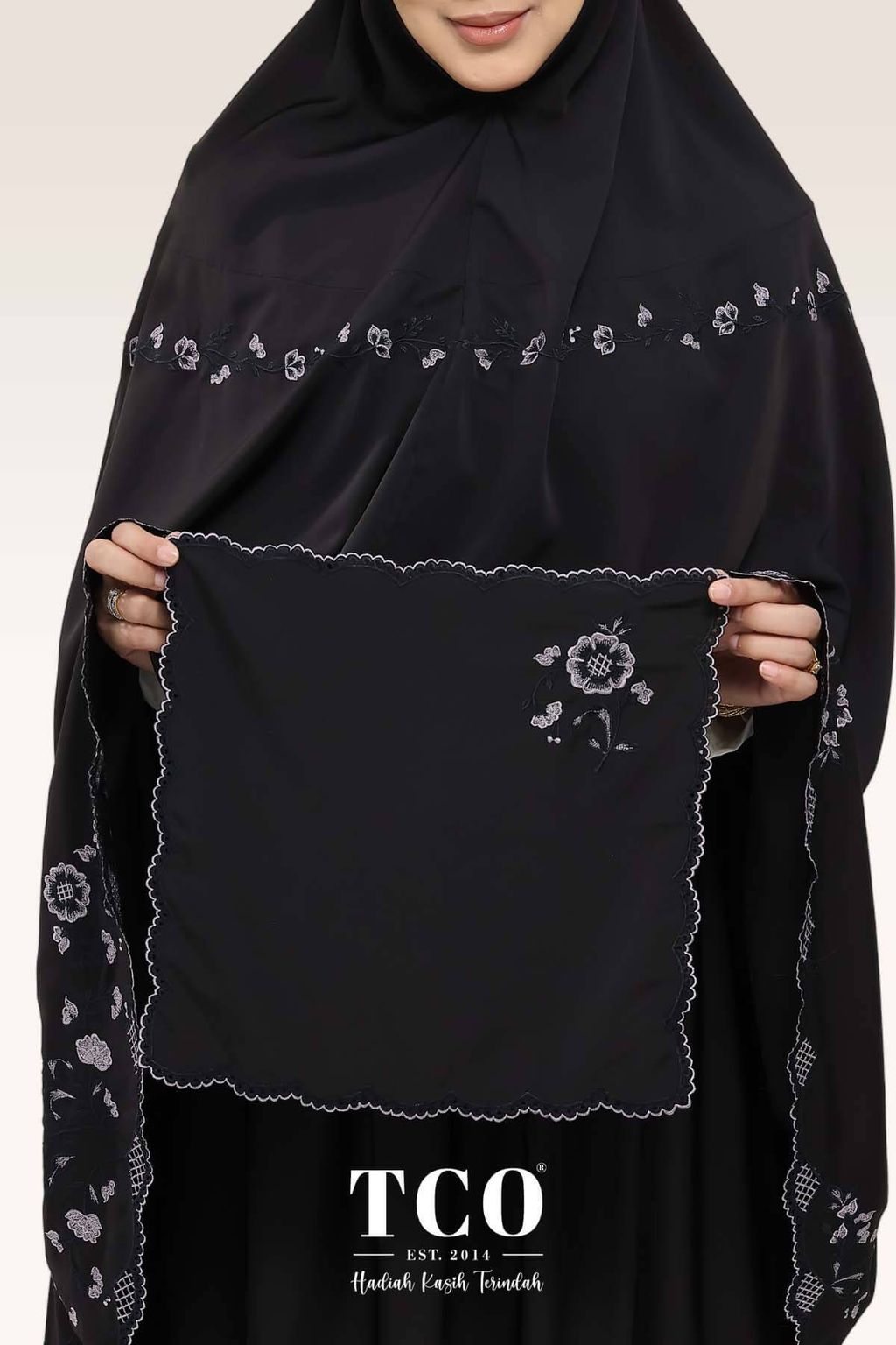 05_Telekung TCO Windy Luxe Jet Black