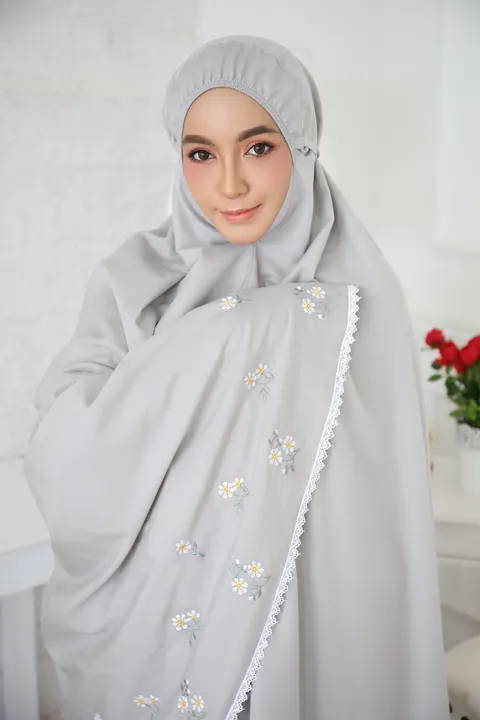 09_Telekung Daisy - Cloudy Gray.JPG