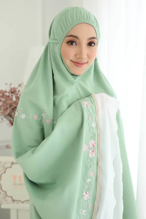 32_Telekung Fleur Blossom in Mint Green.JPG