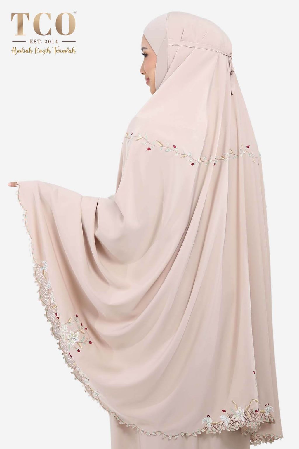 03_Telekung TCO Lily Luxe Almondy Latte